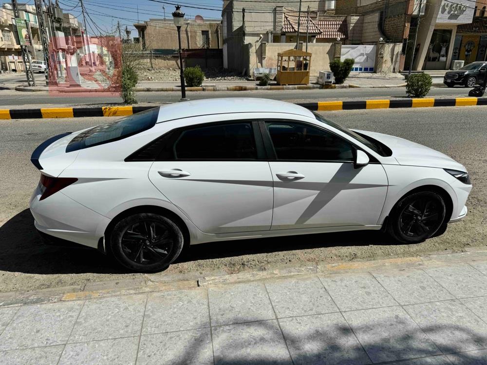 هیوندای ئەلەنترا